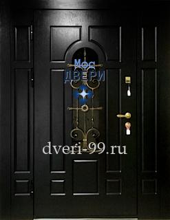 Входная дверь с терморазрывом Парадная дверь МДФ с боковыми вставками, ковкой и стеклом, терморазрыв №81